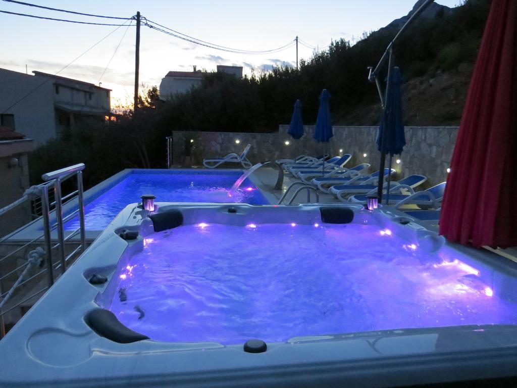 Villa Dusanka 피사크 외부 사진