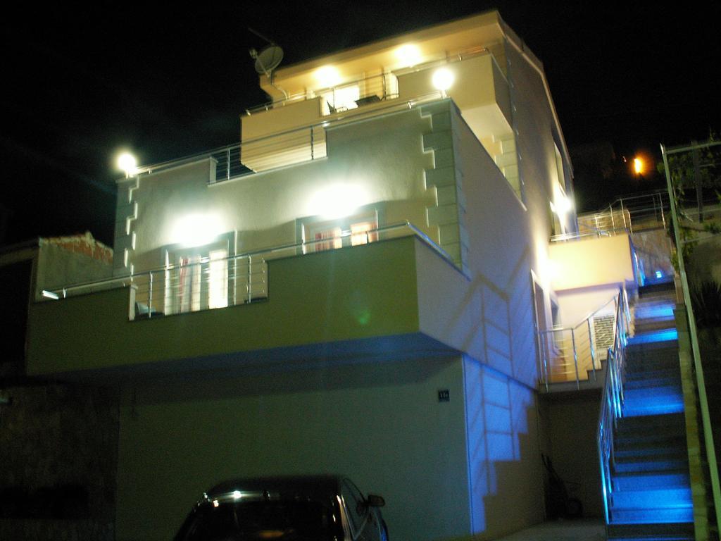 Villa Dusanka 피사크 외부 사진