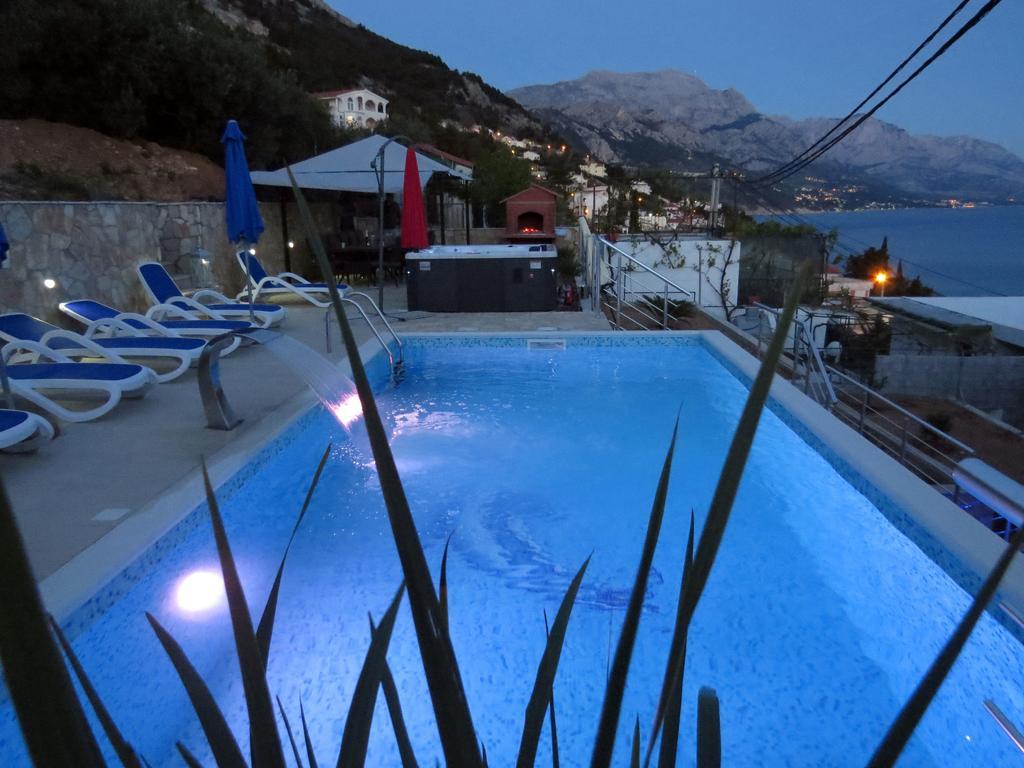 Villa Dusanka 피사크 외부 사진