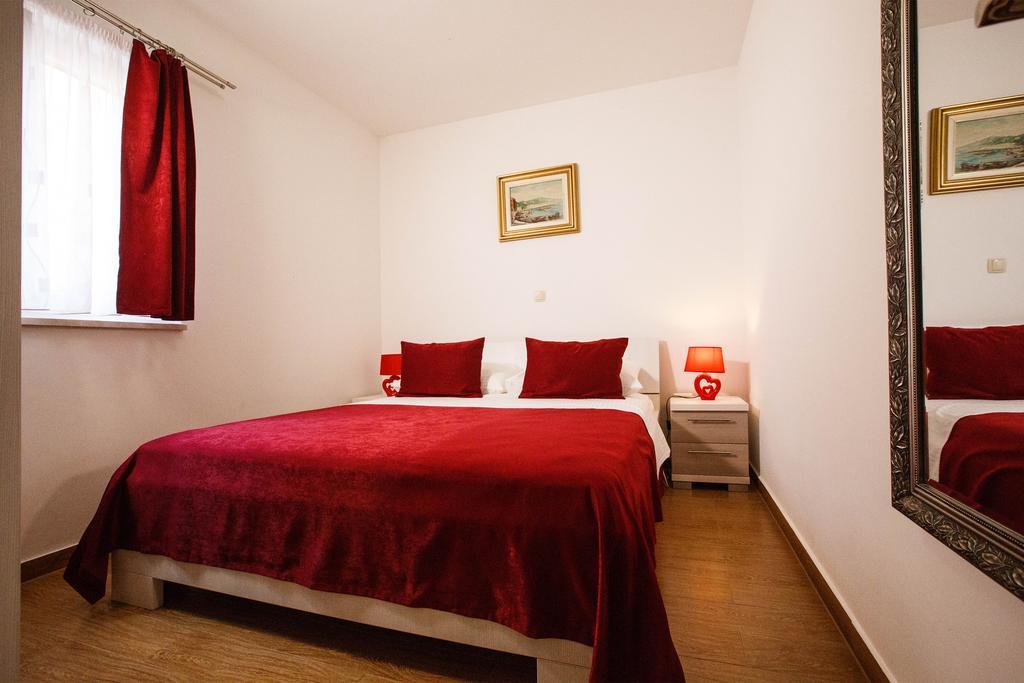 Villa Dusanka 피사크 외부 사진
