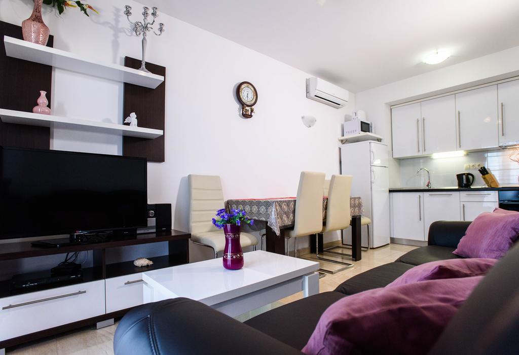 Villa Dusanka 피사크 외부 사진