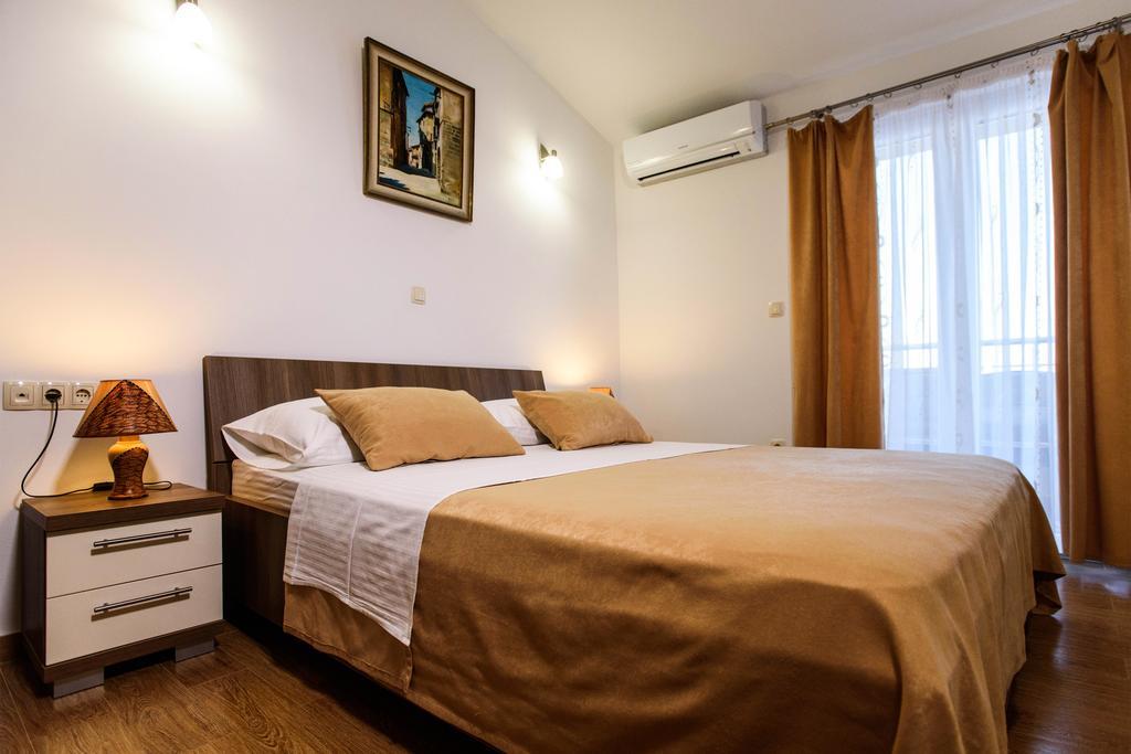 Villa Dusanka 피사크 외부 사진